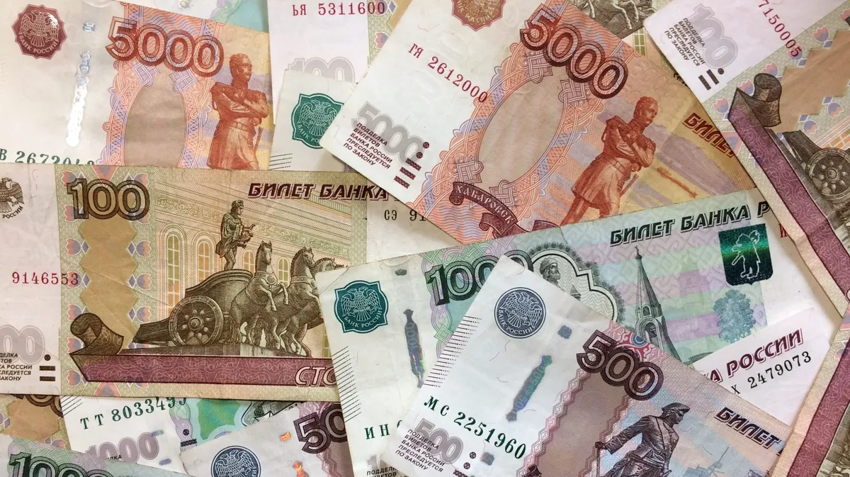 От 10 до 20 тыс. рублей: все льготы и денежные выплаты родителям с детьми-инвалидами в 2022 году в России