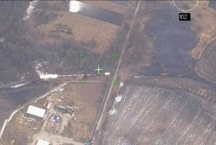 Минобороны показало видео попадания снаряда «Краснополь» в замаскированный командный пункт в Киевской области