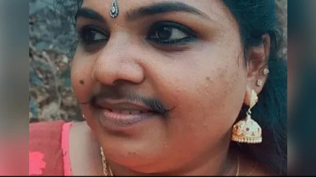 В Индии женщина отрастила усы. Фото: @ajaylaloo.laloo