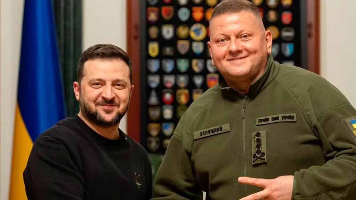 Зеленский наградил Залужного званием Героя Украины после увольнения — причины отставки