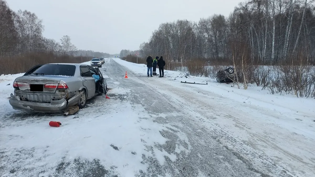 Смертельное ДТП в Ордынском районе Новосибирской области: 21-летний водитель Honda Torneo выехал на «встречку» и столкнулся с LADA GRANTA – водитель «Лады» скончался