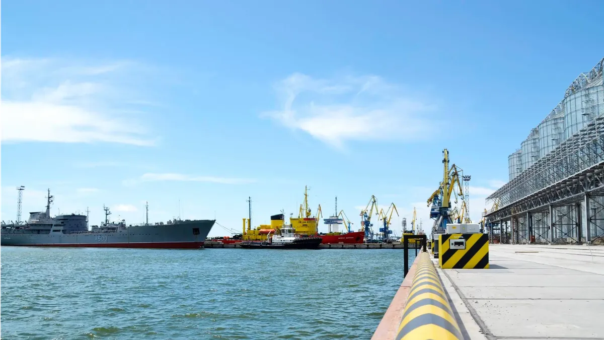 Морской порт в Мариуполе открыла Россия. Фото: Министерство инфраструктуры Украины