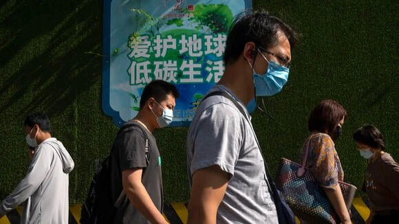 В Китае появился новый опасный вирус. Заразились десятки людей 