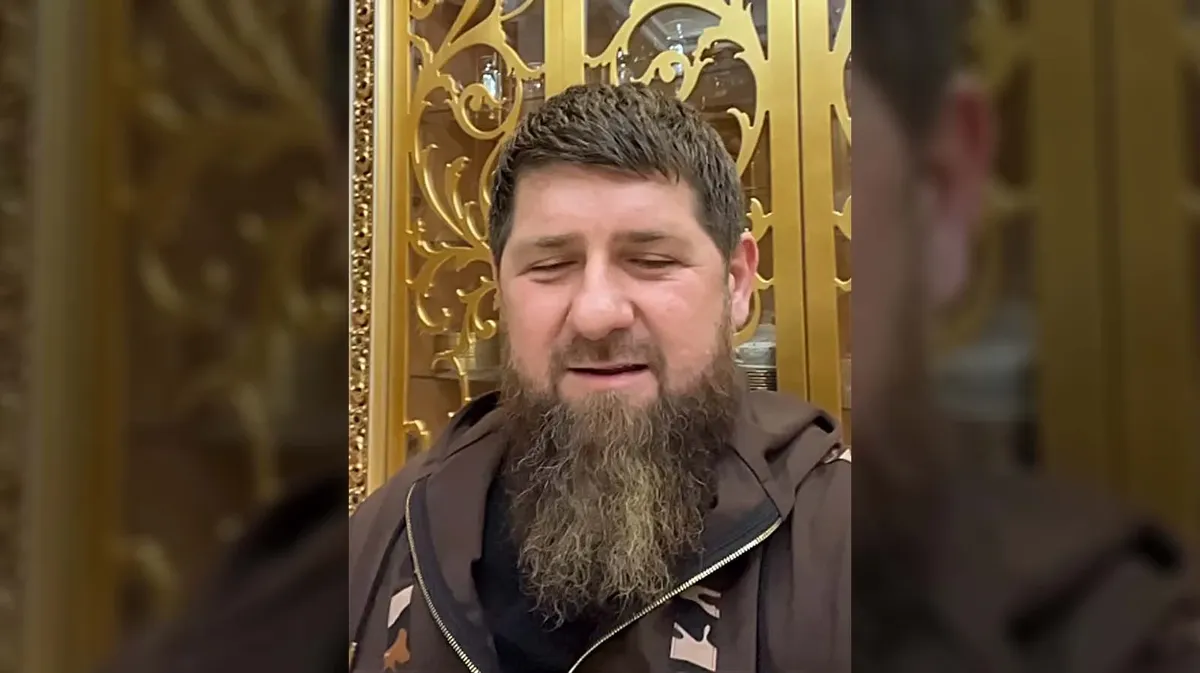«Я говорю как воин» Кадыров призвал Путина дать бойцам из Чечни закончить уничтожение «бандеровцев и шайтанов» на территории Украины