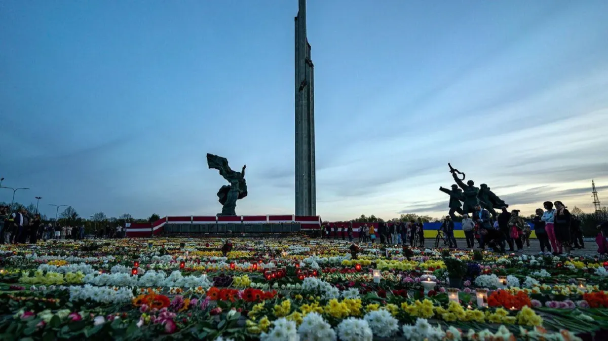 В Риге могут подорвать памятник советским воинам. Это дешевле демонтажа