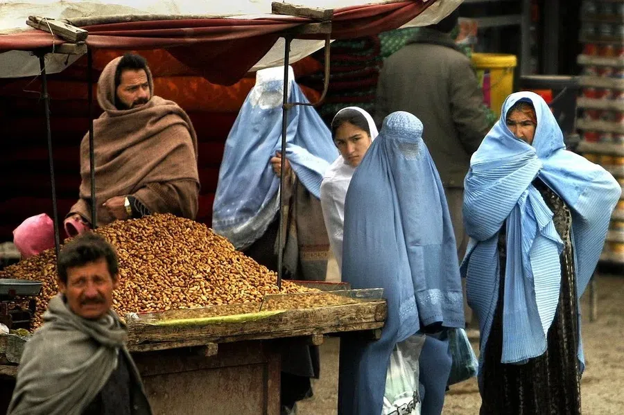 Законы шариата от "Талибана"*: что это такое и как изменится жизнь в Афганистане