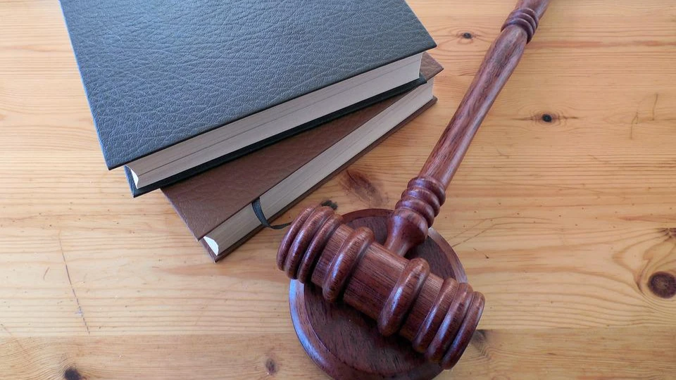 Военный суд вынес приговор подполковнику ФСБ. Фото: Pixabay