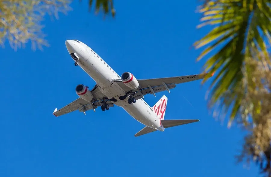 Омикрон «поражает» летные экипажи по всему миру: за одни сутки отменены 2400 рейсов, из них 900 в США