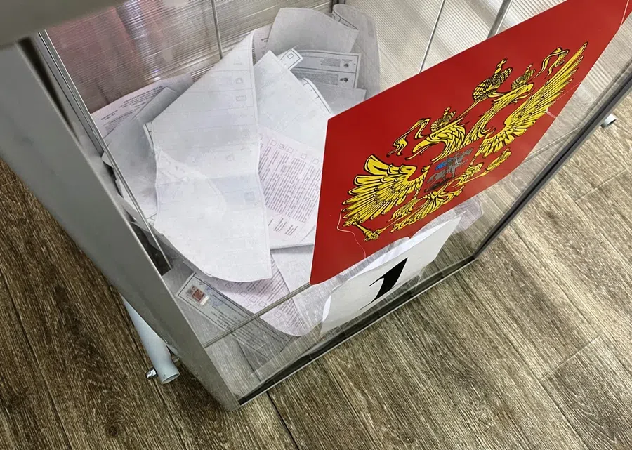 Вброс бюллетеней заподозрили на выборах в Бердске: УИК без наблюдателей переписал протокол, увеличив число голосовавших