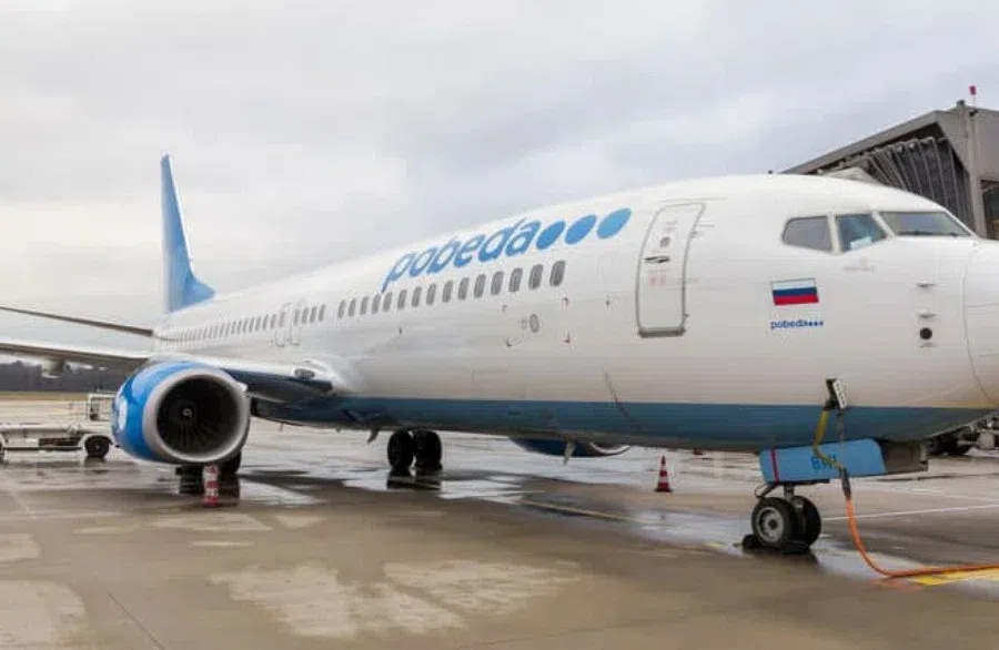 Пассажир умер в самолете Москва-Кипр. Лайнеру пришлось экстренно садиться в Сочи