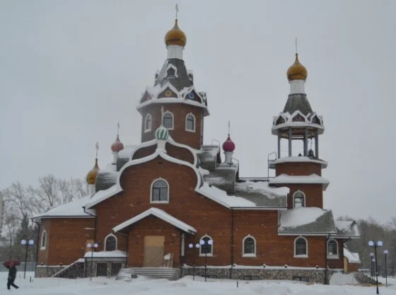 В Бердске существует 3 православных храма, один из которых еще официально не открыт