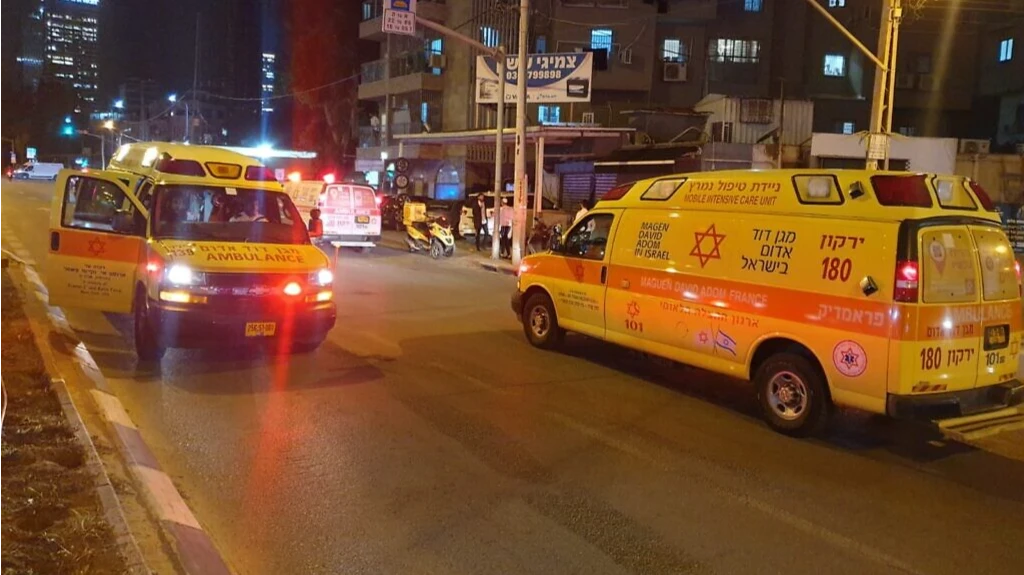 В Израиле палестинец на улице расстрелял пять человек