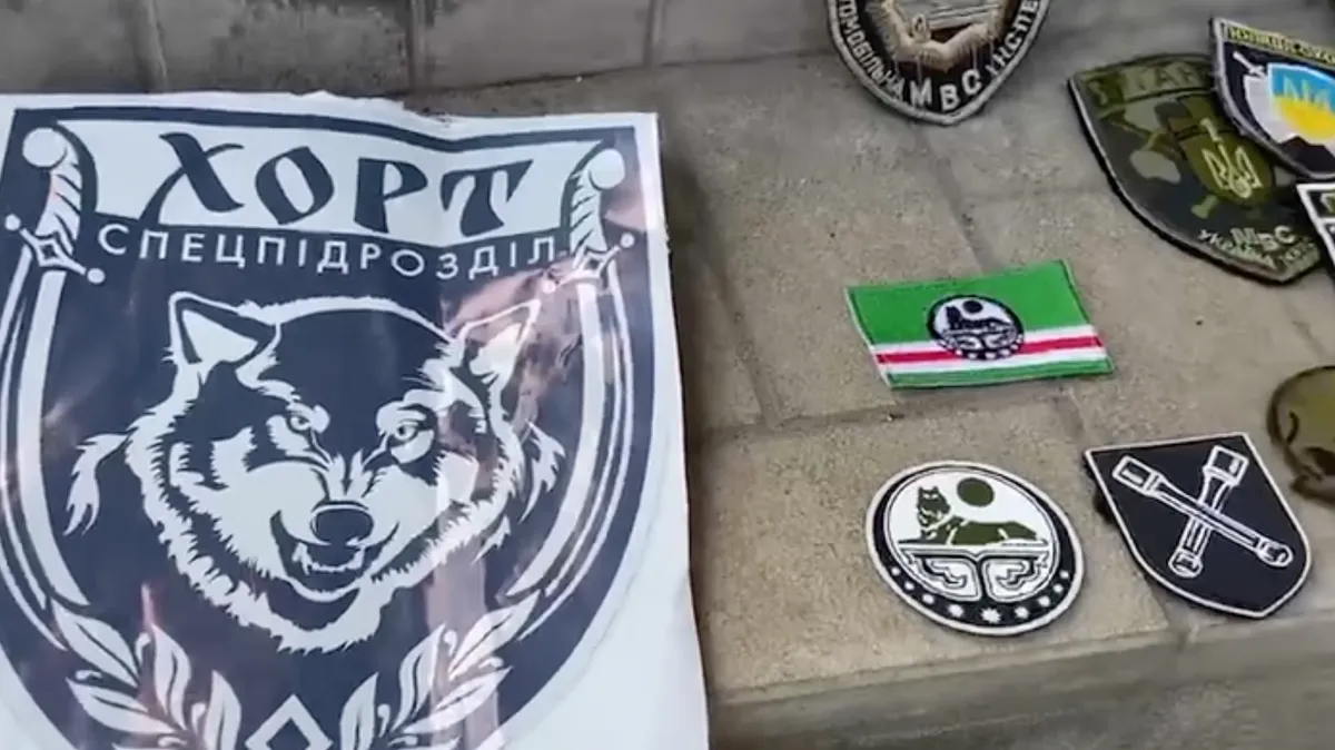Кадыров показал трофейную технику и шевроны «ичкерийцев»*. Фото: стоп-кадр видео телеграмм-канала Кадырова
