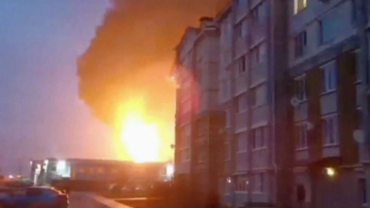 СК: военный склад под Белгородом взорвался в конце марта из‑за обстрела кассетными ракетами из Украины