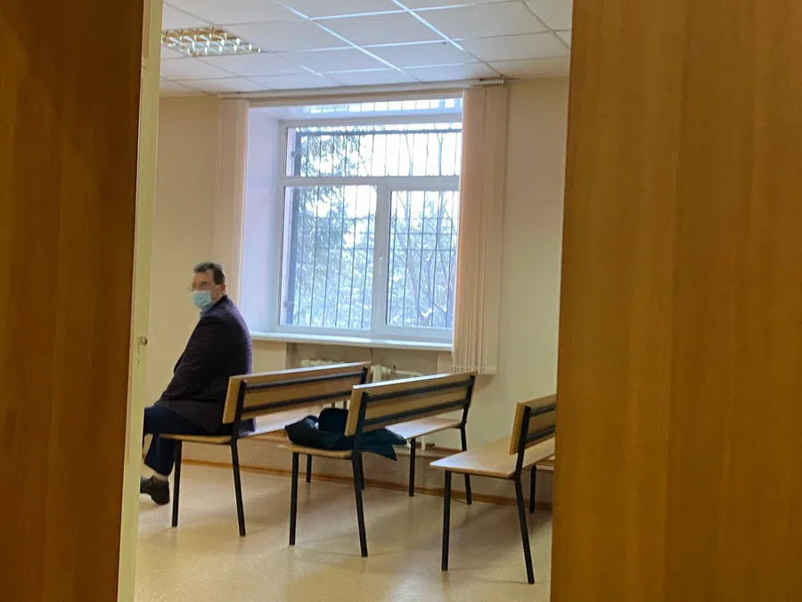В Искитиме суд освободил экс-главу района Олега Лагоду после продажи острова Огуречного за гроши