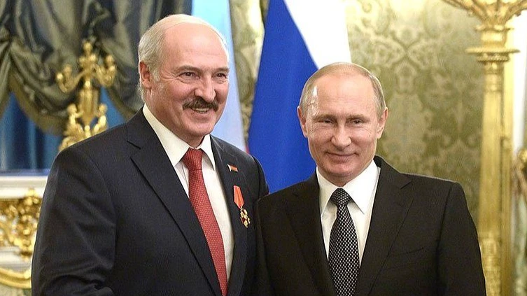 Лукашенко: Помните, мы с Путиным обсуждали возможность несения на наших самолетах ядерных зарядов? Все готово!