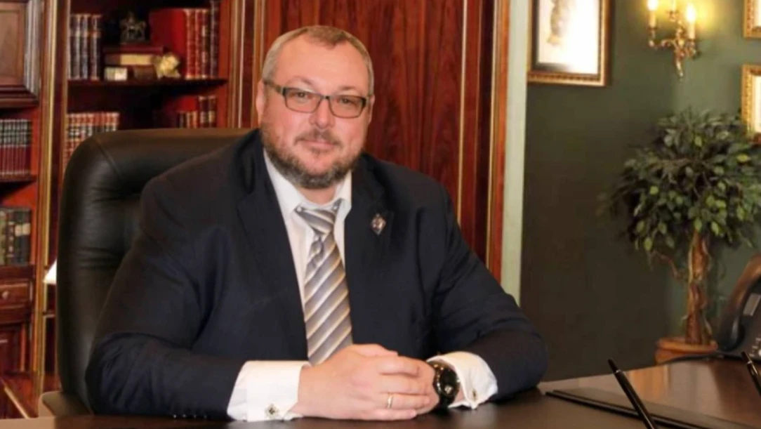 Бывший вице-президент «Газпромбанка» Владислав Аваев пытал беременную жену перед убийством 