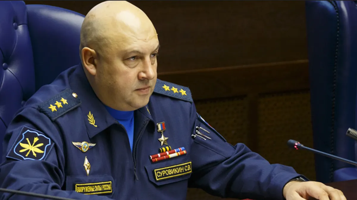 Просчитался ли в своей тактике на Украине «генерал Армагеддон» Сергей Суровикин? Ответ экспертов