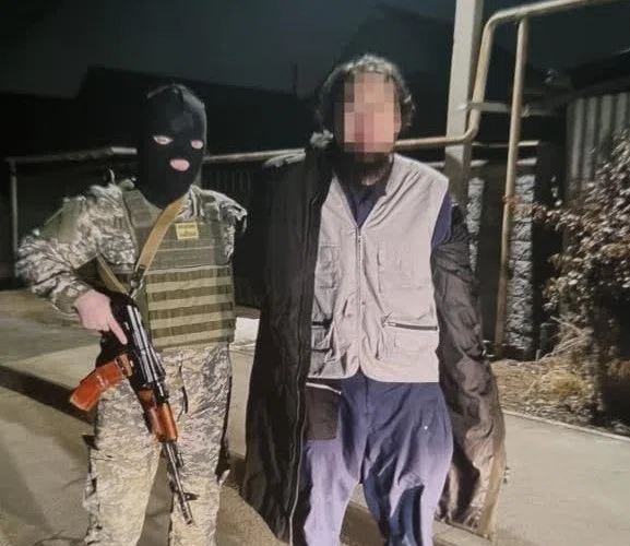 В Казахстане комитет нацбезопасности опубликовал фото задержанных экстремистов