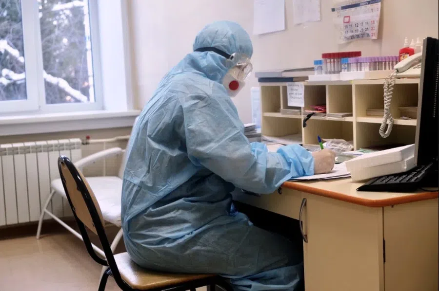 В Бердске могут болеть коронавирусом почти 1500 человек на 15 января с учетом "подозрительных" и сдавших ПЦР-тест за последние сутки