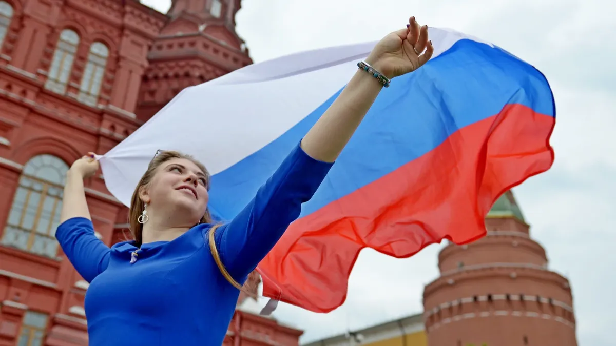 День России подарил еще один выходной. Как россияне будут работать в июне?