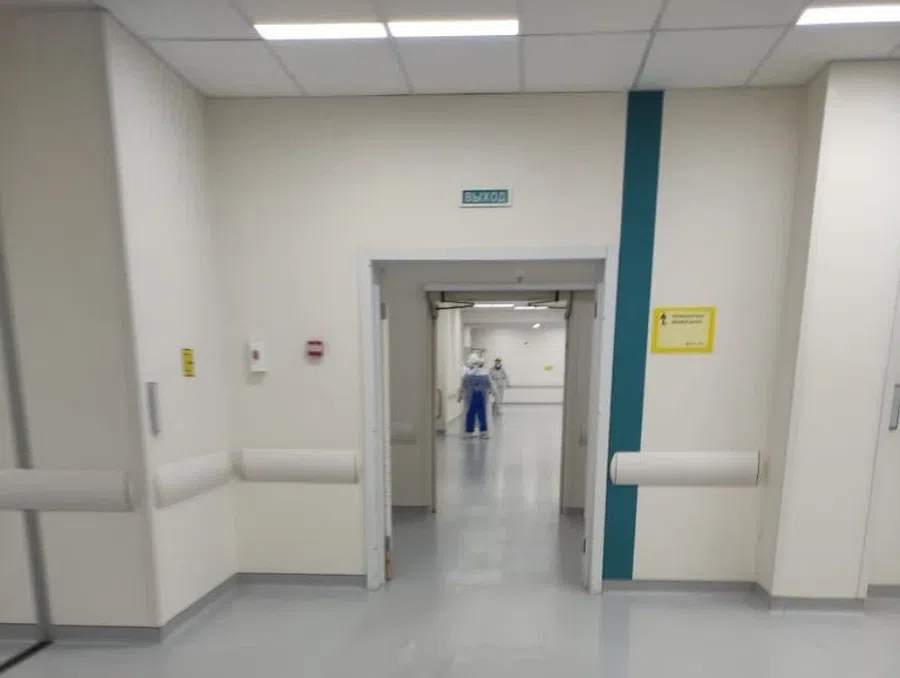 Врач-анестезиолог напал на больницу с автоматом и устроил стрельбу в Ставропольском крае