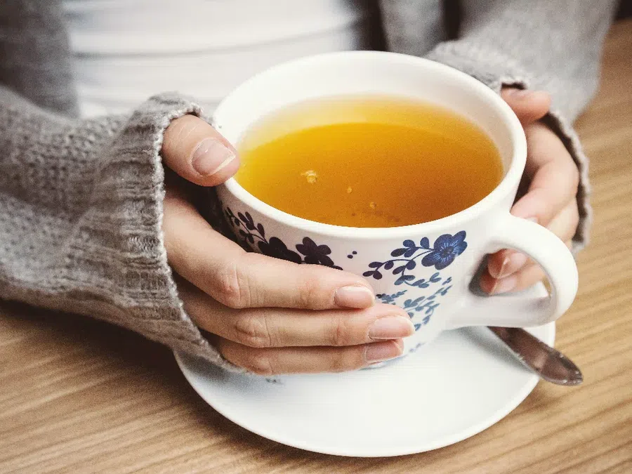 Чай может стать хорошим помощником в неблагоприятный период. Фото: Pxfuel.com