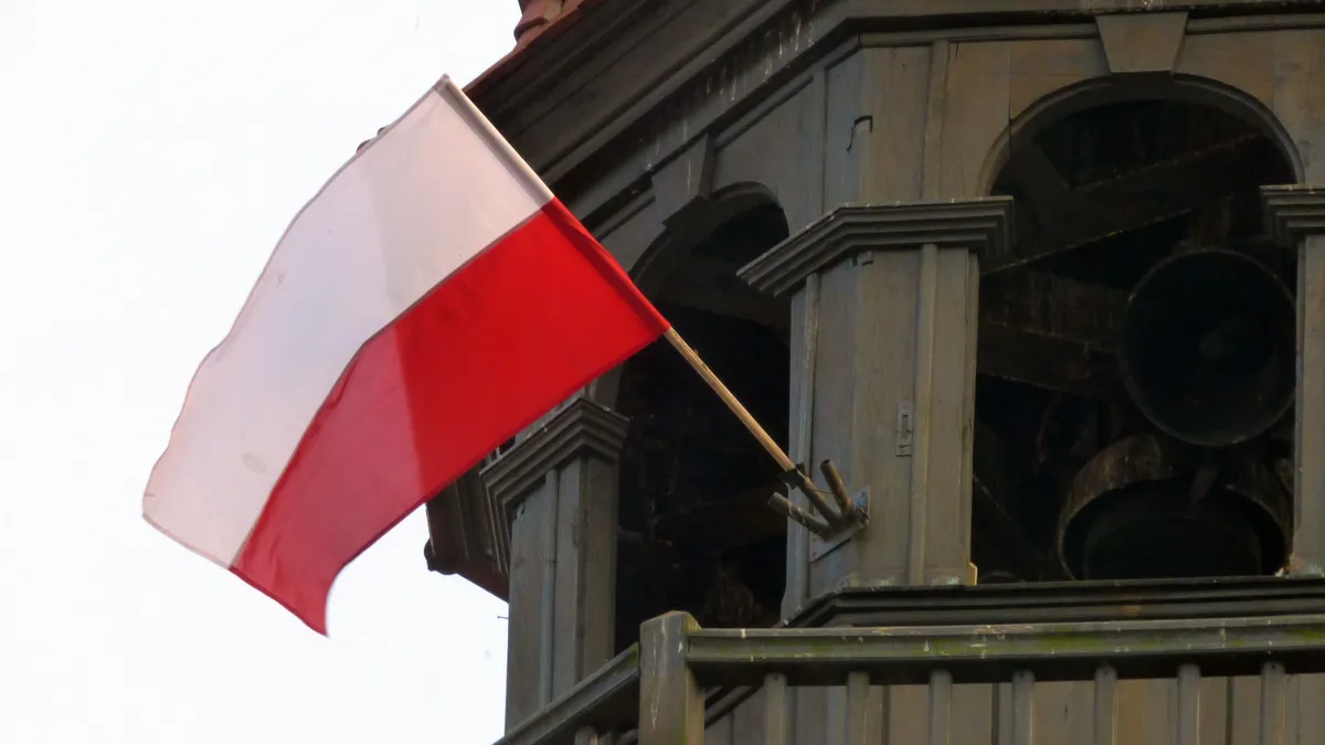 На территории Польши, рядом с границей с Украиной, упали две ракеты. Премьер-министр Польши Матеуш Моравецкий созвал срочное совещание Комитета правительства по безопасности и обороне