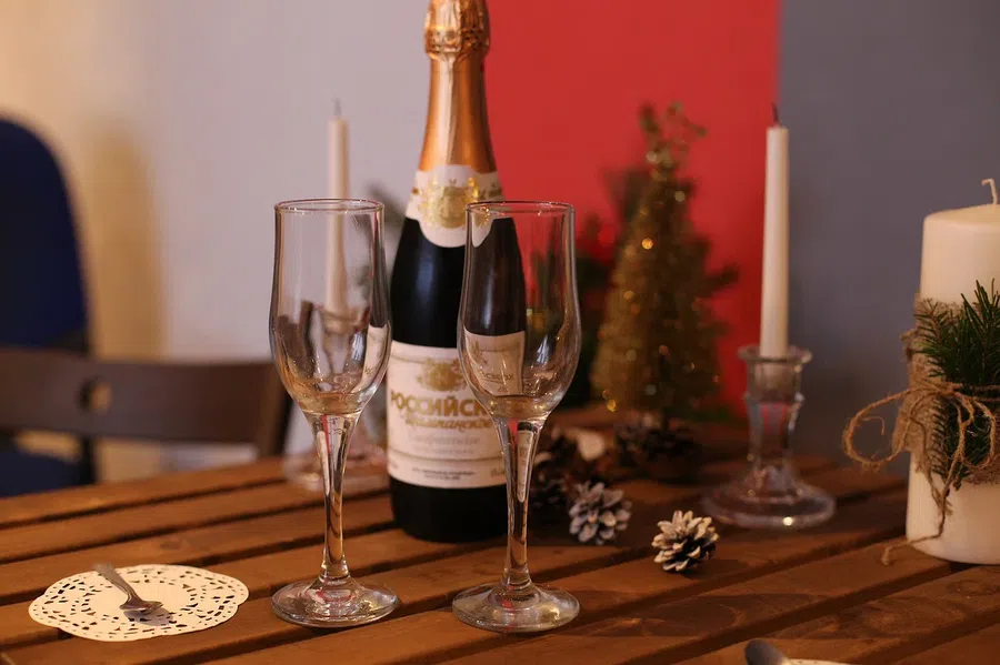 День шампанского: традиции шипучего новогоднего праздника 31 декабря. История и традиции праздника