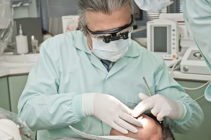 В ЦГБ Бердска по новым правилам запишут на прием к стоматологу с 1 января 2022 года: Пациента с острой болью примут сразу