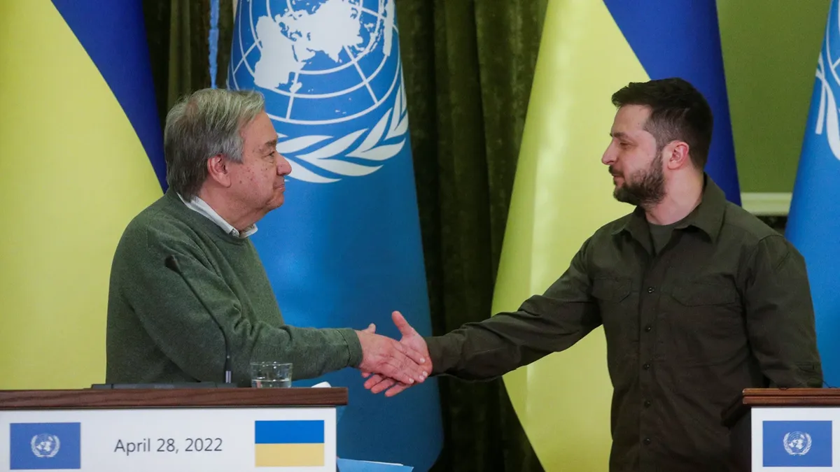 «Мариуполь – это кризис внутри кризиса» Генсек ООН призывает РФ и Украину спасти людей из апокалипсиса «Азовстали»