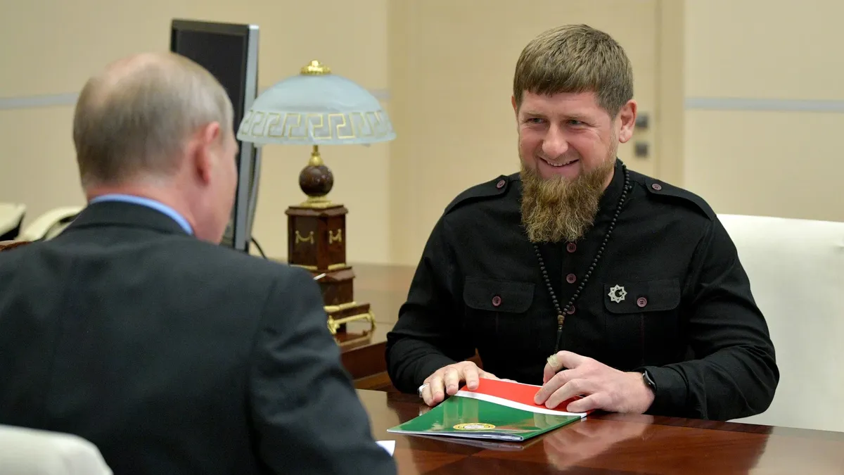 «Трус как настоящий патриот» Кадыров назвал шкалу приоритетов у Пескова не созревшей – или почему Ургант стал патриотом 