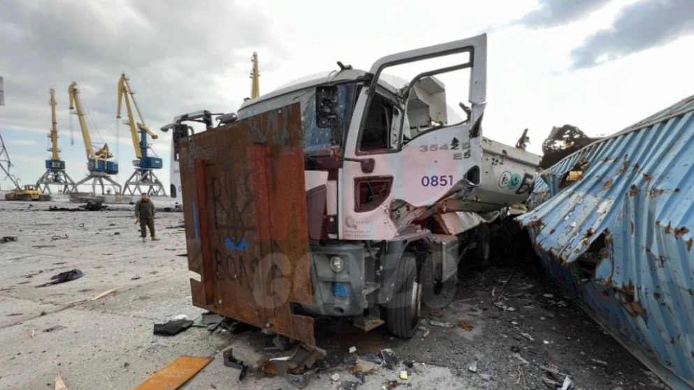 WarGonzo: В Мариупольском порту нашли десятки тел убитых «азовцев*»