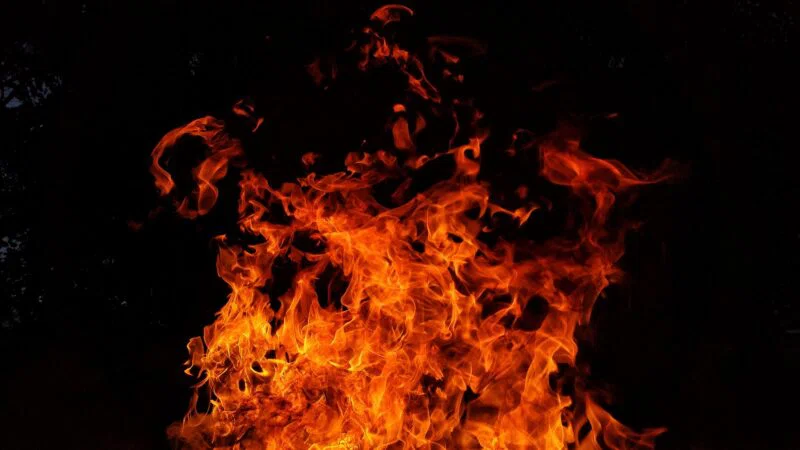 На Камчатке заживо сгорели пять человек. Подробности трагедии