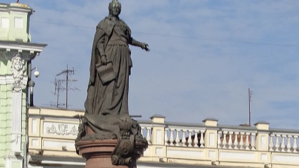 «Это преступление!» В Одессе по «поручению» Зеленского снесут памятник Екатерине II