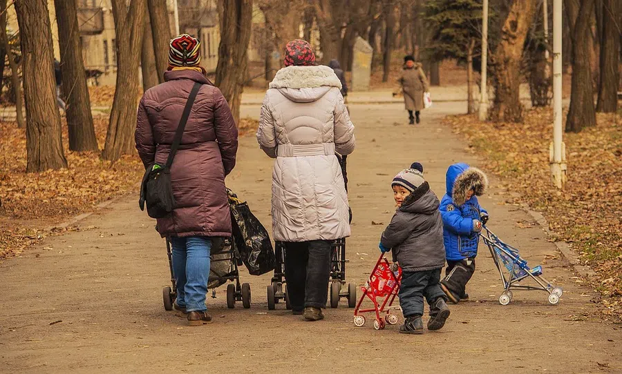 Болезни близких и детей больше всего боятся россияне. На втором месте мировая война и произвол властей