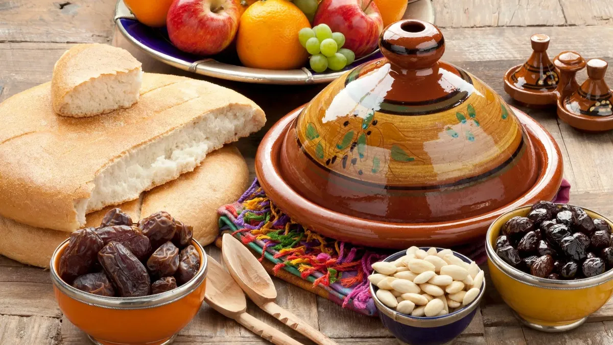 К питанию в Рамадан верующие относятся очень внимательно. Фото: pxhere.com