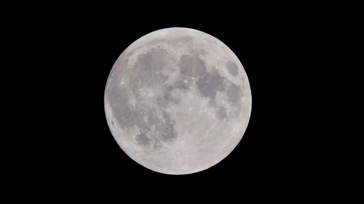 16 мая 2022 – Цветочное Полнолуние и полное Лунное затмение: что можно и что категорически нельзя делать в опасный день – пять оберегов, три заговора и три способа загадать желание