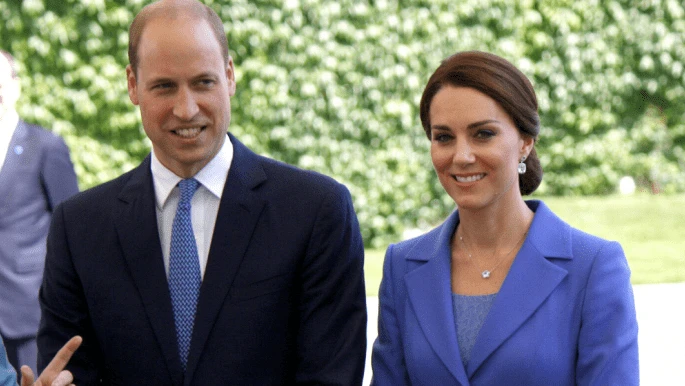 В Британии принца Уильяма нарекли «принцем Пеггингом»:  якобы он изменяет  Кейт Миддлтон с другими, используя резиновые пенисы - разгорелся скандал 
