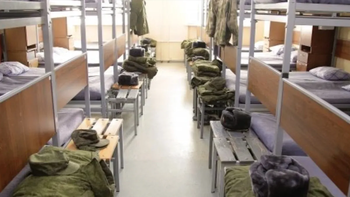 Палаточный лагерь  для мобилизованных НВВКУ Академгородка проверил депутат Госдумы Игнатов