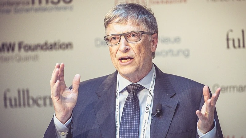 Билл Гейтс рассказал о слежке за людьми при помощи вакцины от коронавируса