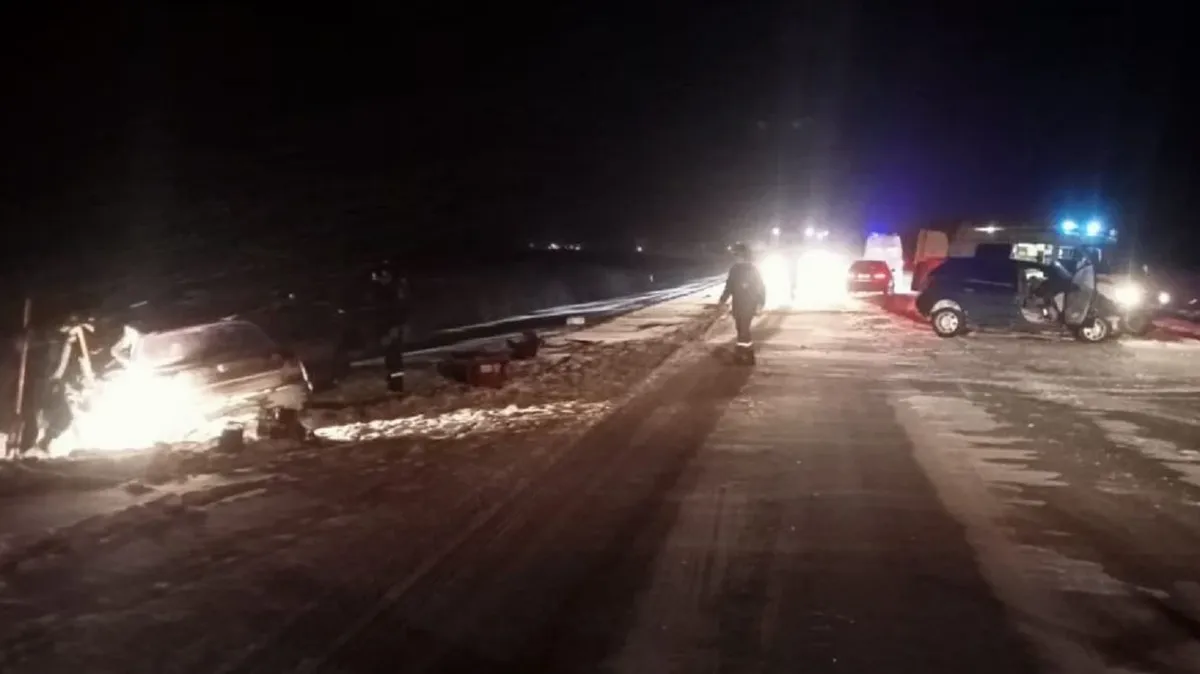 Смертельное ДТП под Новосибирском: водитель Nissan Cefiro и две пассажирки погибли при лобовом столкновении с иномаркой
