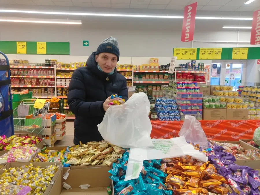 Подарим Новый год больным малышам: В Бердске продолжается сбор средств на конфеты, канцтовары, памперсы и сладкие подарки для 200-х детей с туберкулезом