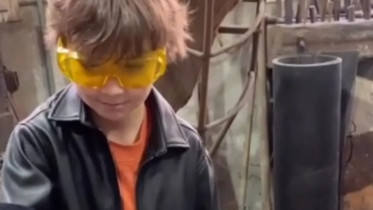 9-летний сын Аллы Пугачевой начал ковать железо в Израиле 