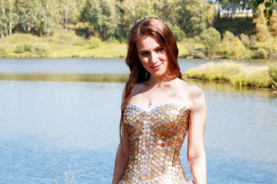 Марина Якушева позиционирует себя как певица