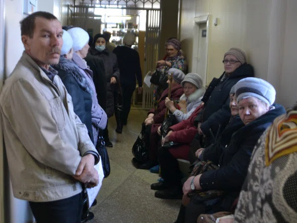 Аптечный бунт: Паника охватила льготников из-за нехватки лекарств в Бердске