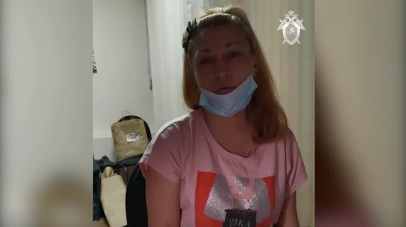 35-летняя женщина из Красноярска нанесла 12-летней девочке колюще-режущие раны