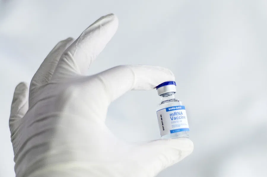 В России назвали число госпитализированных с коронавирусом среди вакцинированных