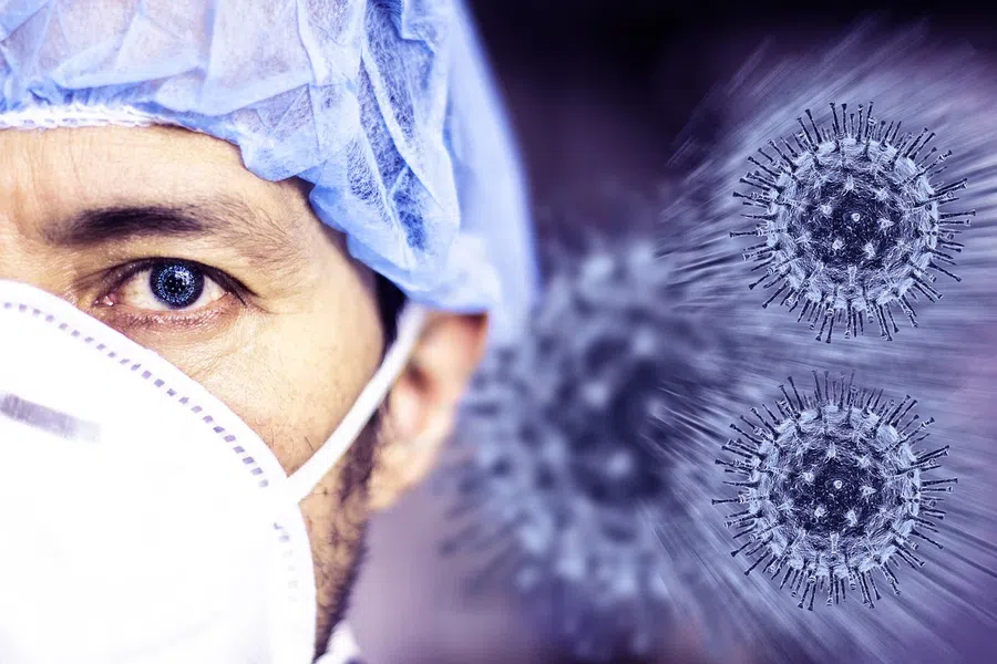 «Омикрон» положит конец пандемии коронавируса после адаптации человека к новому штамму, заявил вирусолог