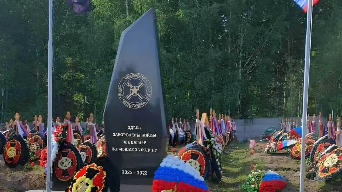 Мемориал в Новосибирске, на Гусинобродском кладбище. Фото: Vk.ru